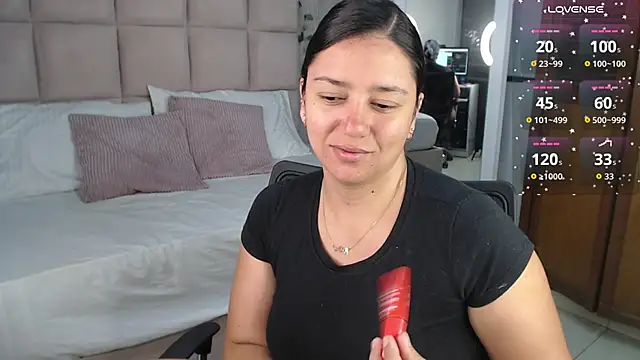 KaylaVonn online show from February 19, 4:19 am