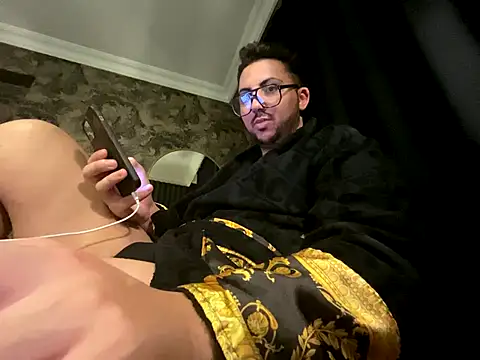 mcylzsd online show from November 29, 10:35 pm