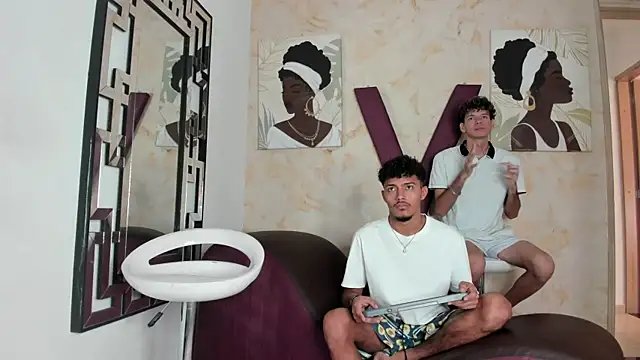 COUPLES BOYS online show from May 21, 7:21 pm