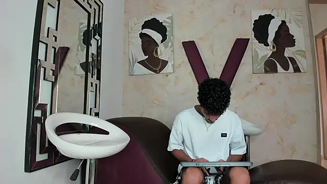COUPLES BOYS online show from May 26, 7:32 pm