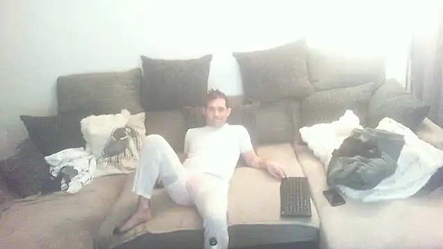 Snapshot of Denisxsxs chatting on June 5, 9:09 pm Denisxsxs online show from June 5, 9:09 pm