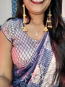 Snapshot of Muskan4156 chatting on February 6, 6:11 pm Muskan4156 online show from February 6, 6:11 pm