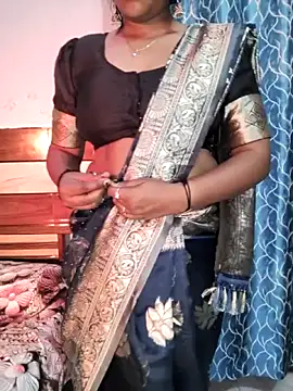 Snapshot of Muskan4156 chatting on April 14, 4:07 am Muskan4156 online show from April 14, 4:07 am