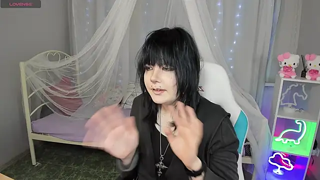 Snapshot of RamonaKlein chatting on November 29, 8:28 am RamonaKlein online show from November 29, 8:28 am