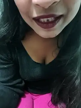 Zoyaa-Zubair online show from January 16, 9:02 am