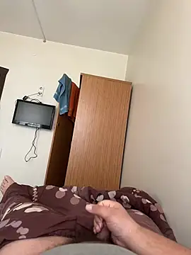 Snapshot of brt2552 chatting on January 11, 8:41 am brt2552 online show from January 11, 8:41 am