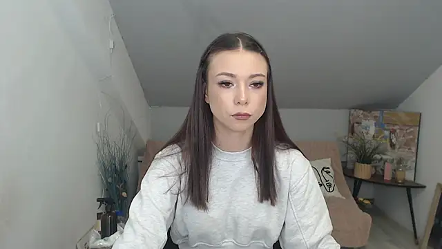 MayaWill online show from December 2, 1:39 pm