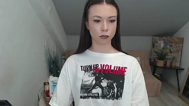 MayaWill online show from December 17, 8:15 pm