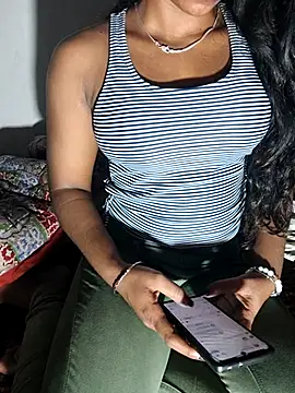 pooja199 online show from February 8, 7:50 pm