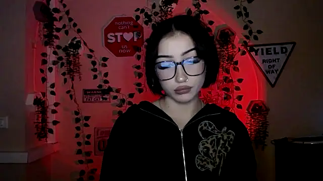 Sweeet Sss online show from November 29, 3:04 pm