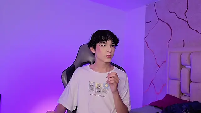 SthepanodiMonaco online show from February 14, 8:27 pm