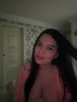 sweet ruby  online show from May 8, 1:55 am