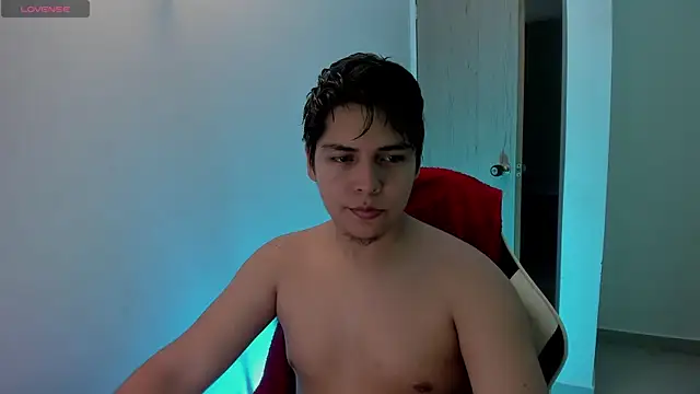 Snapshot of Asta_YunoXXX chatting on June 27, 1:17 pm Asta YunoXXX online show from June 27, 1:17 pm