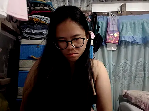 xxdreamgirl69 online show from April 10, 10:25 pm