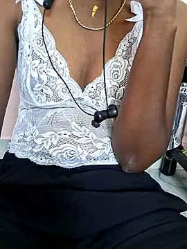 Snapshot of Tamil_Laksh chatting on March 12, 5:35 am Tamil Laksh online show from March 12, 5:35 am