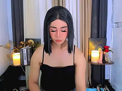 Seductive Paloma online show from July 11, 7:11 am