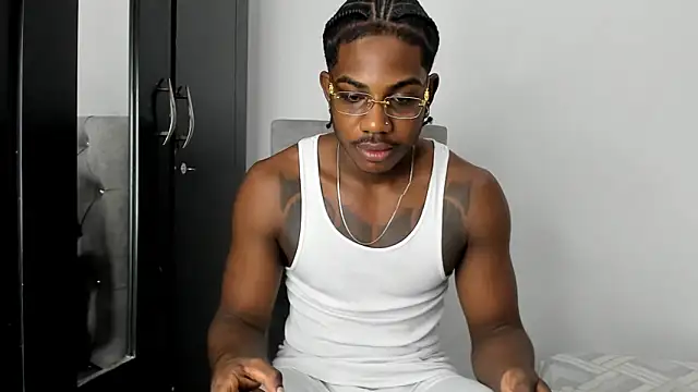 Darktemp  online show from March 10, 11:59 am