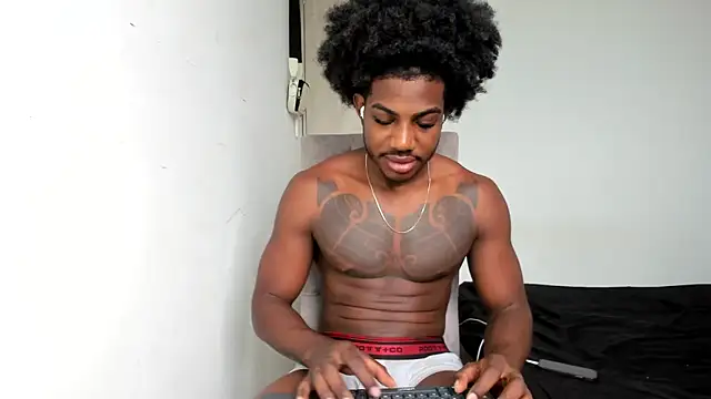 Darktemp  online show from June 2, 12:18 pm