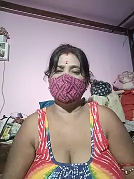 Snapshot of me-pari-hu chatting on June 14, 5:15 pm me-pari-hu online show from June 14, 5:15 pm