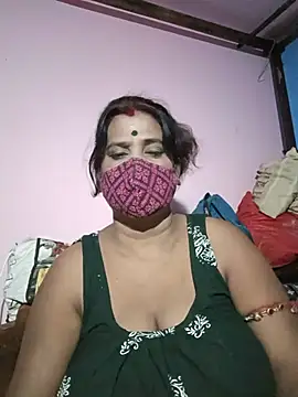 Snapshot of me-pari-hu chatting on June 24, 5:56 pm me-pari-hu online show from June 24, 5:56 pm