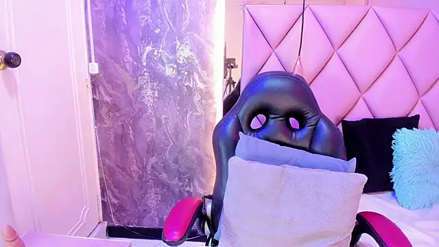 MHONIKBELUCCI online show from March 10, 10:04 pm