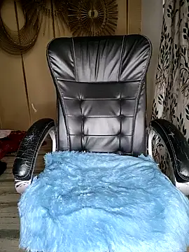 Snapshot of RESHMA01 chatting on December 4, 2:21 am RESHMA01 online show from December 4, 2:21 am