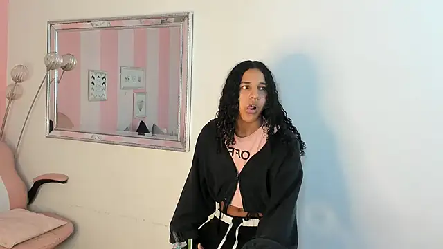 Amaia Monroe online show from February 24, 3:48 am