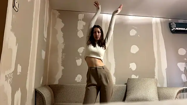 Snapshot of UnsentAle chatting on December 1, 7:13 am UnsentAle online show from December 1, 7:13 am