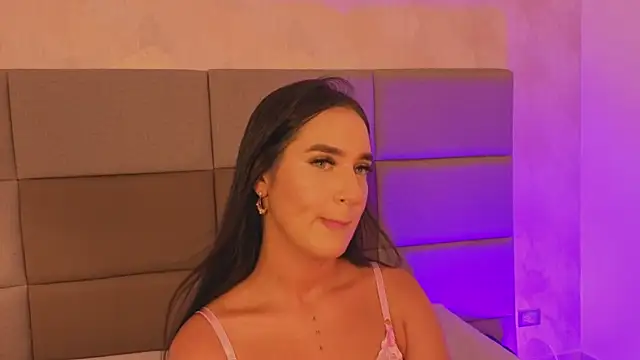 Emily luve online show from May 4, 7:54 pm