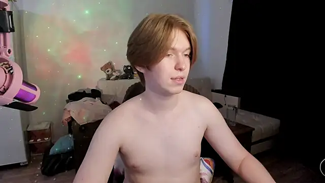 Snapshot of y0urSteve chatting on February 17, 12:56 pm y0urSteve online show from February 17, 12:56 pm