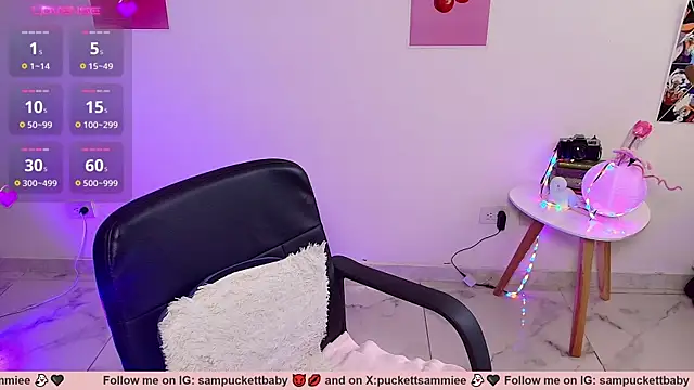 Snapshot of Sampuckettbaby chatting on May 28, 5:54 pm Sampuckettbaby online show from May 28, 5:54 pm
