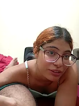 Snapshot of Rodrigues99 chatting on March 21, 8:19 am Rodrigues99 online show from March 21, 8:19 am