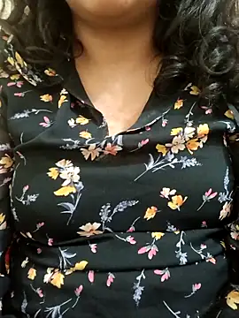 Snapshot of NIDHI-23 chatting on December 1, 5:45 am NIDHI-23 online show from December 1, 5:45 am