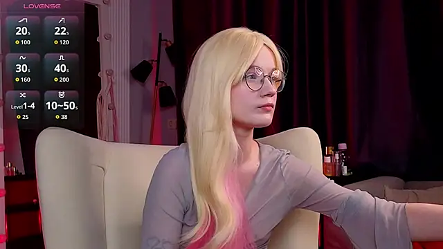 Kitty smalltits online show from February 4, 4:18 am