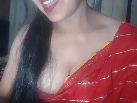 Snapshot of Hotronita123 chatting on February 6, 6:51 am Hotronita123 online show from February 6, 6:51 am