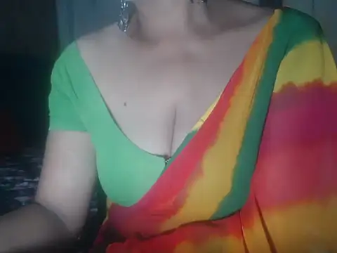 Snapshot of Hotronita123 chatting on February 25, 4:22 am Hotronita123 online show from February 25, 4:22 am