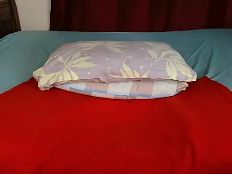 Snapshot of Naughtyfreak__ chatting on February 26, 5:12 pm Naughtyfreak online show from February 26, 5:12 pm