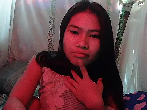 Allysonxx05 online show from December 2, 1:22 am