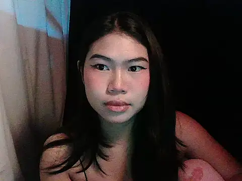 Allysonxx05 online show from February 10, 12:37 am
