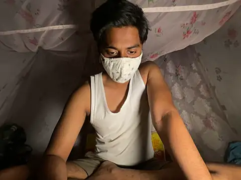 hunterboy2001 online show from March 19, 4:55 pm