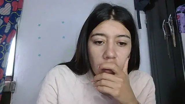 TaylorLove- online show from December 4, 11:41 am