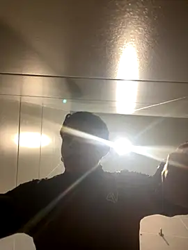 Snapshot of Matias_016 chatting on December 1, 8:03 pm Matias 016 online show from December 1, 8:03 pm