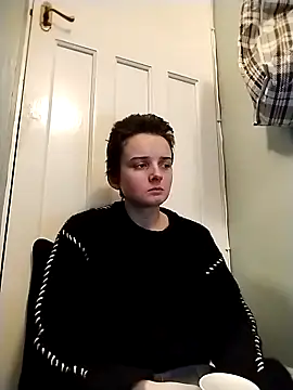 Amy01112 online show from March 1, 6:43 pm