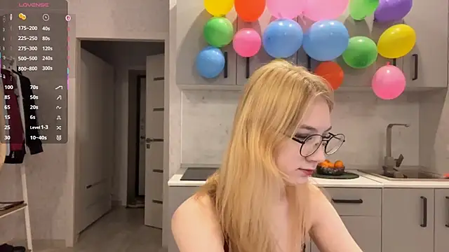 MargyDejong online show from April 5, 12:24 pm