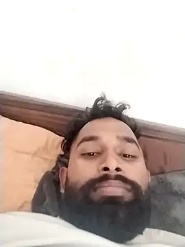 Snapshot of hottyraja69 chatting on December 1, 5:12 am hottyraja69 online show from December 1, 5:12 am