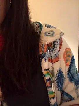 gatitachula93 online show from March 14, 8:47 pm