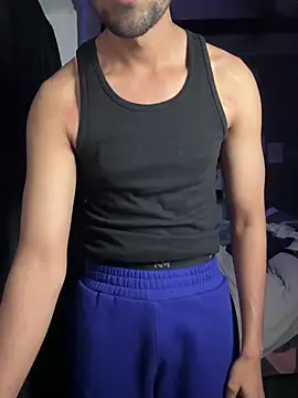 fitboy xxx online show from December 17, 7:42 pm