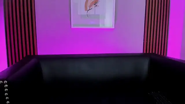 Snapshot of Ariana_collinss chatting on July 3, 11:27 am Ariana collinss online show from July 3, 11:27 am
