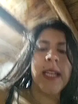 Snapshot of Estefanny_Lolyy chatting on March 10, 11:43 pm Estefanny Lolyy online show from March 10, 11:43 pm