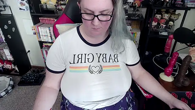SugarTsunami online show from May 7, 11:54 pm
